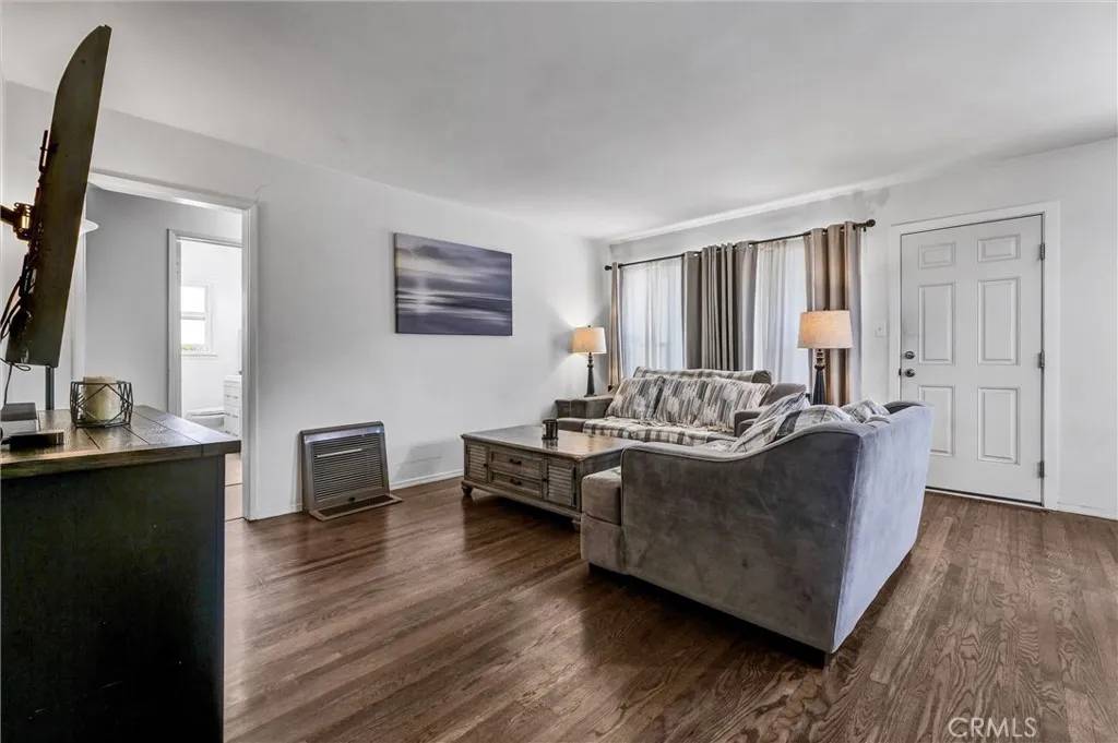 Lawndale, CA 90260,15302 Prairie Avenue