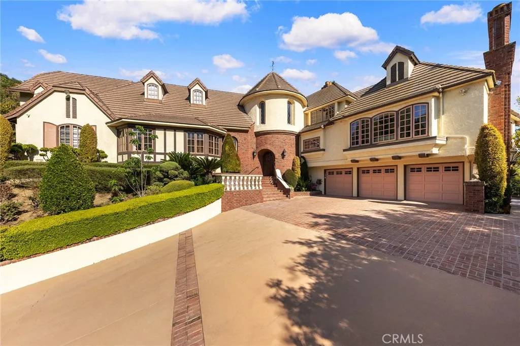 Diamond Bar, CA 91765,2668 Clear Creek Lane