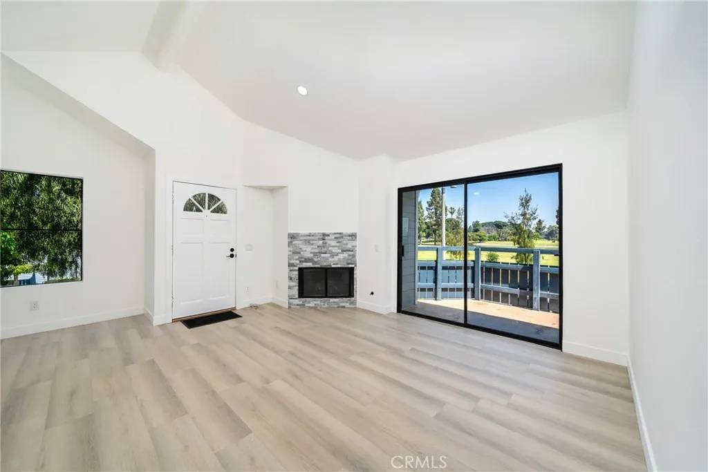 Downey, CA 90242,7314 Quill Drive #155