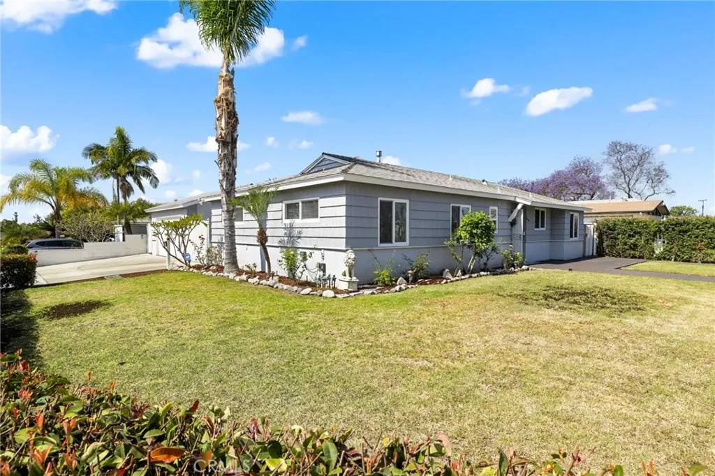 La Mirada, CA 90638,15458 Pastrana Drive