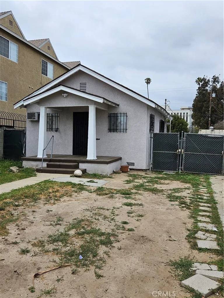 Inglewood, CA 90301,509 E 97th Street