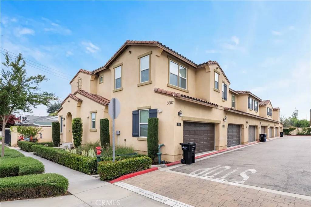 Temple City, CA 91780,5657 Mcculloch Avenue #102