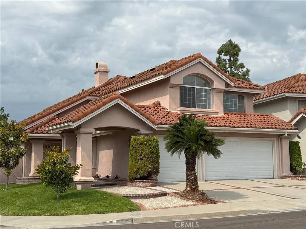 Irvine, CA 92614,18 Decente