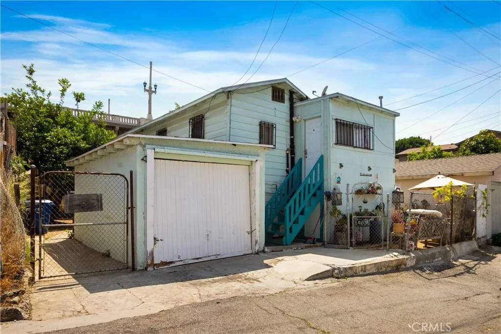 Los Angeles, CA 90063,3339 E 4th Street