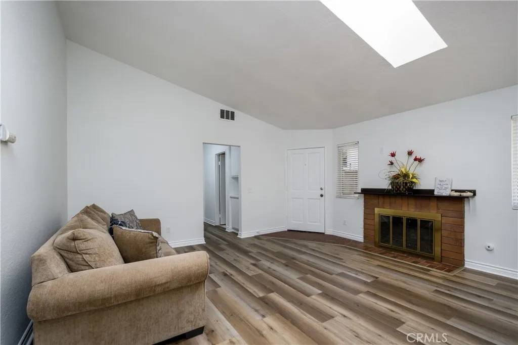 Chino, CA 91710,6475 Carter Street