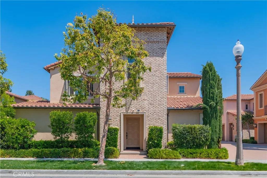 Irvine, CA 92618,43 Lupari