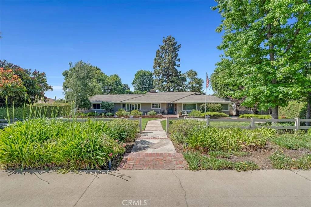 Upland, CA 91786,252 W 15th Street