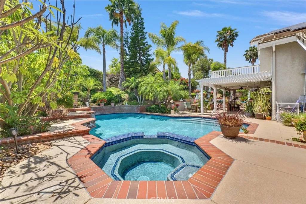Yorba Linda, CA 92887,5435 Via Mariposa