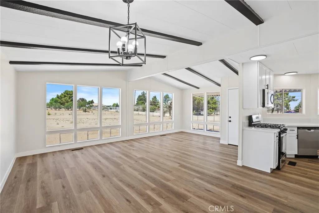 Phelan, CA 92371,4369 Amador Road