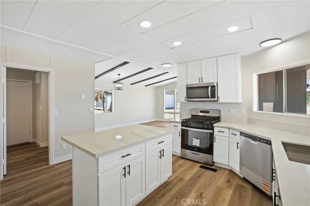 Phelan, CA 92371,4369 Amador Road