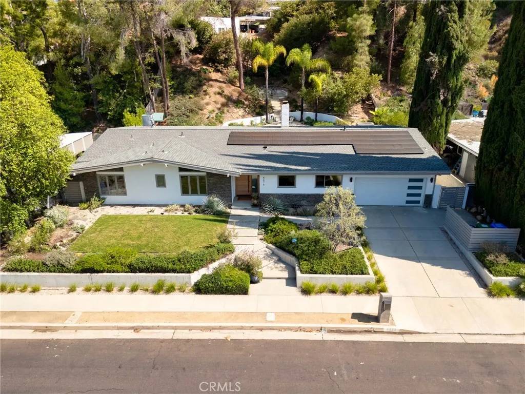 Tarzana, CA 91356,4676 Arriba Drive