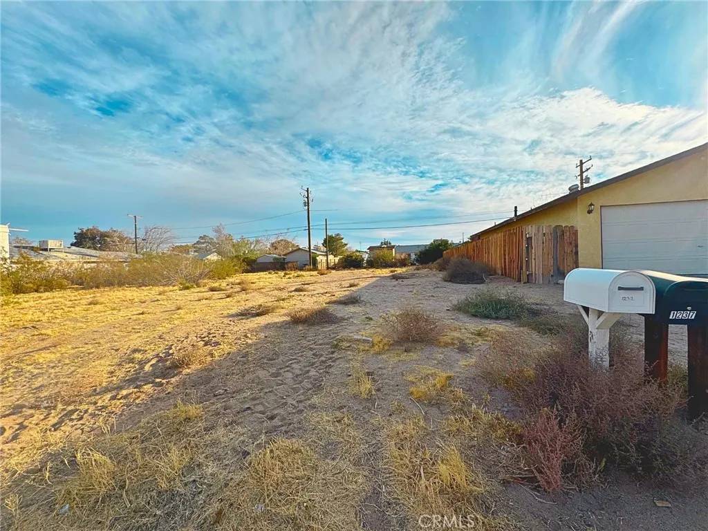 Ridgecrest, CA 93555,1233 W Langley