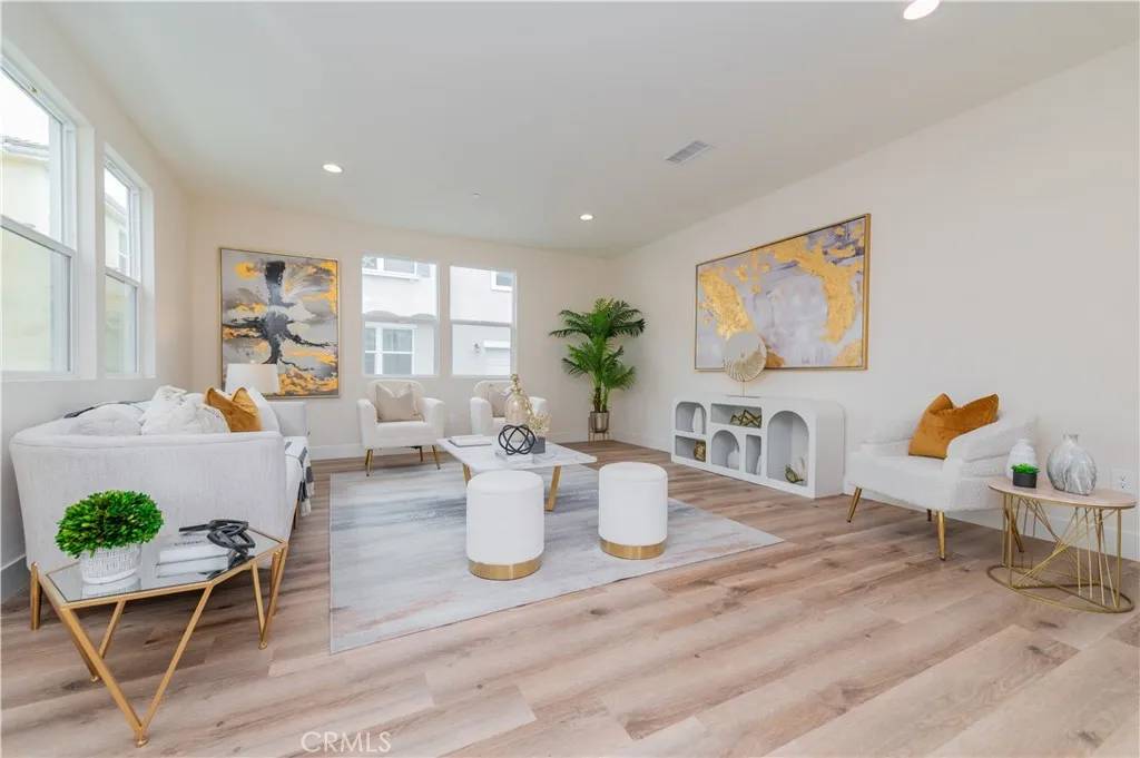 Whittier, CA 90604,11237 Gladhill Road #12