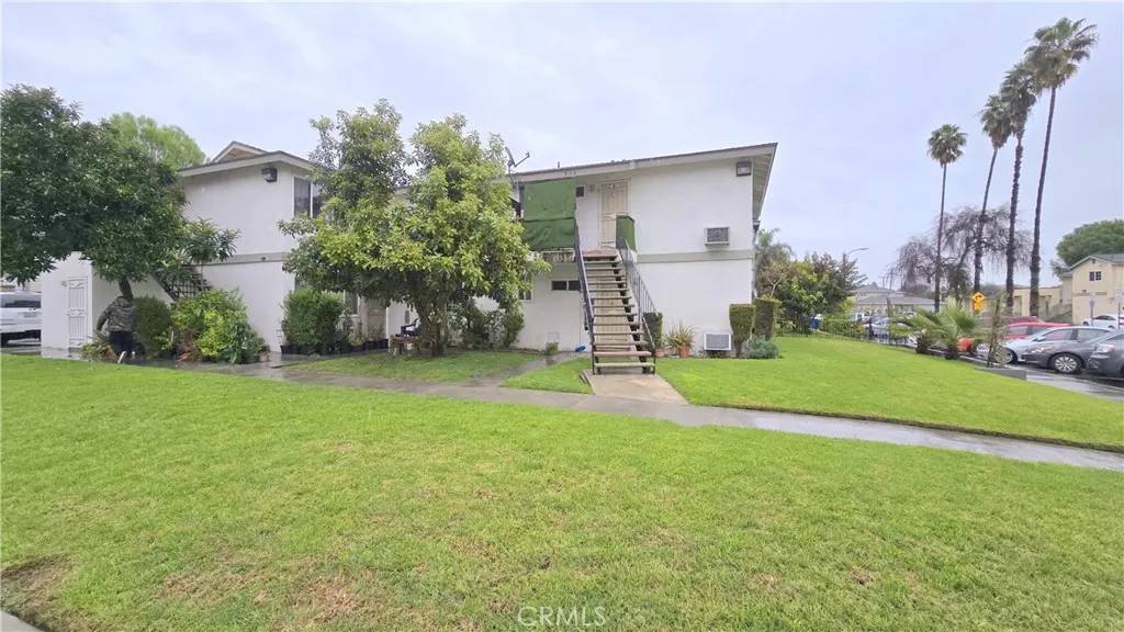 Pomona, CA 91766,305 Orchid Lane #2