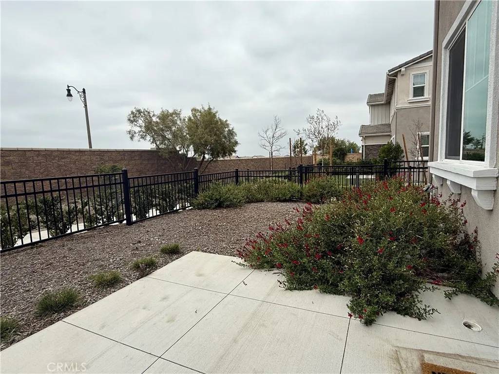 Fontana, CA 92336,16502 Casa Grande Avenue #420