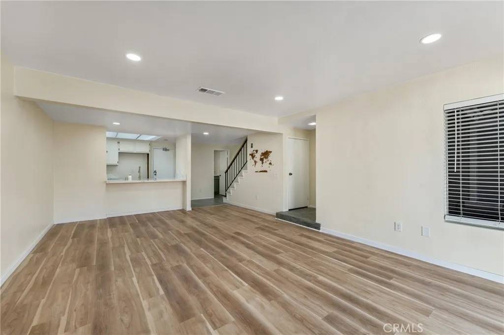 Ontario, CA 91762,2321 S Magnolia Avenue #6E