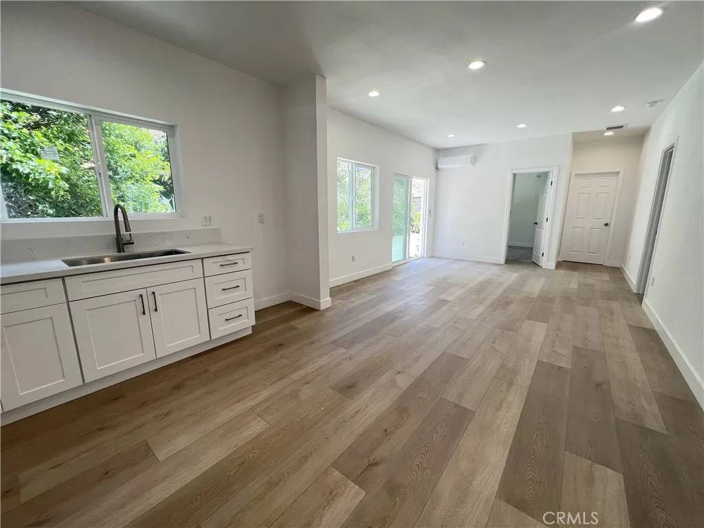 Diamond Bar, CA 91765,1210 Flintlock Road #2