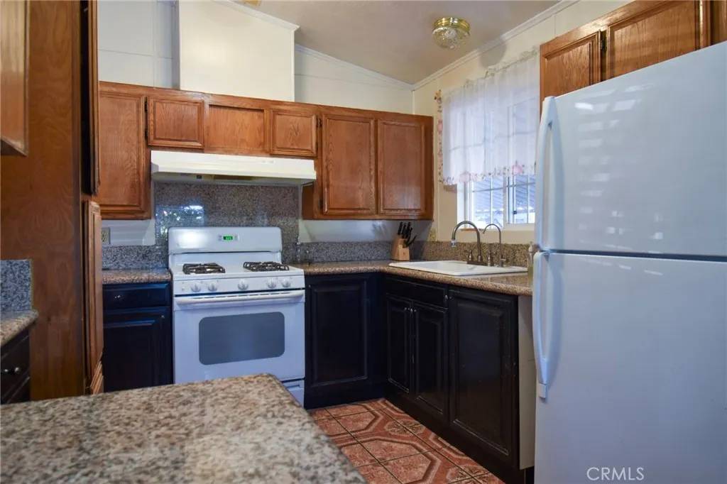 Pomona, CA 91766,3776 Hampton Drive