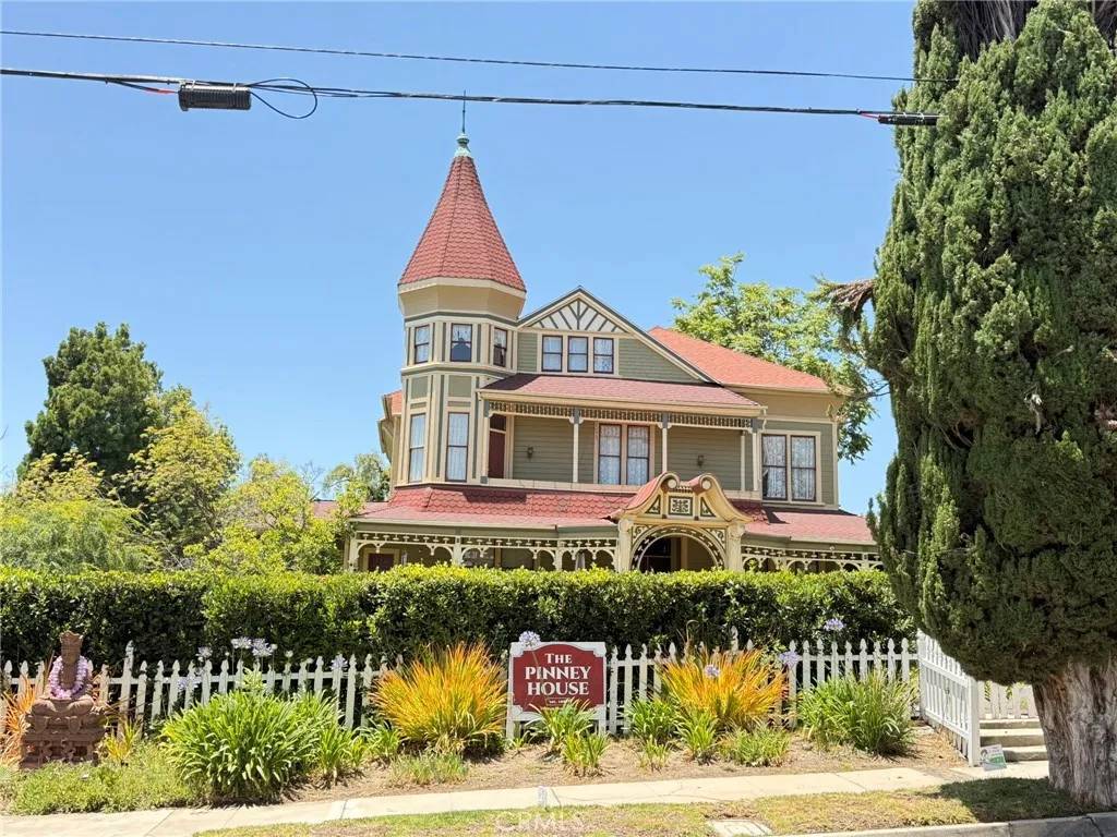 Sierra Madre, CA 91024,225 N Lima Street