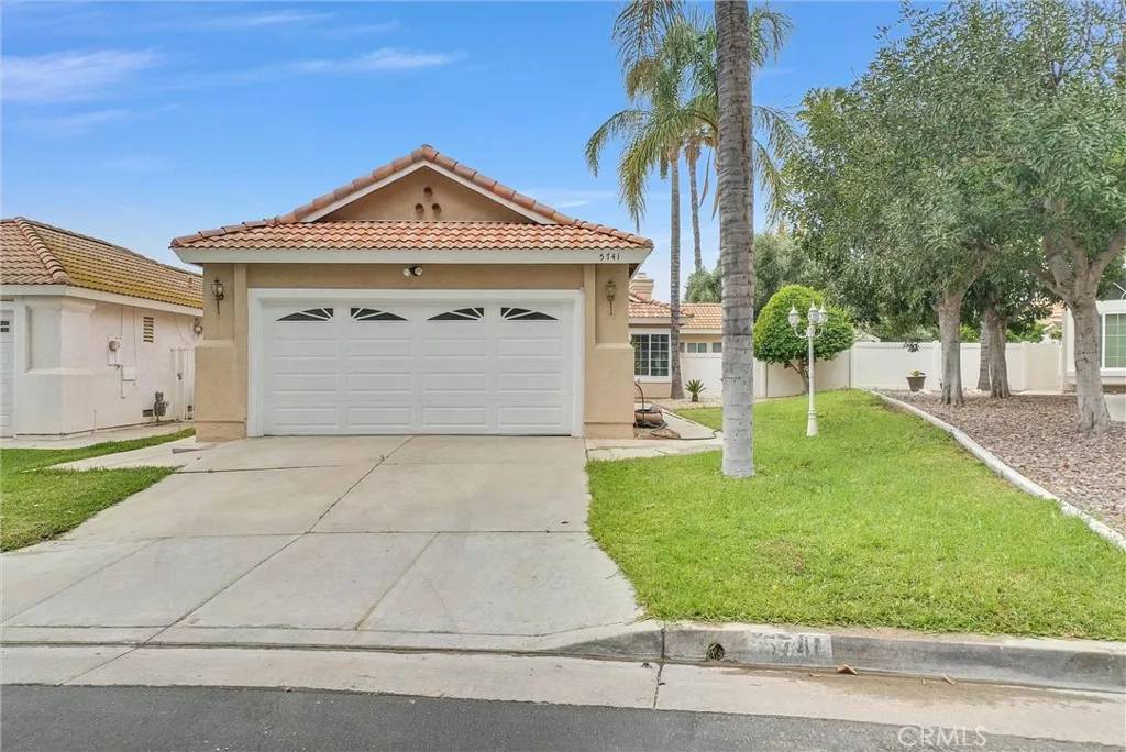 Riverside, CA 92509,5741 El Palomino Drive