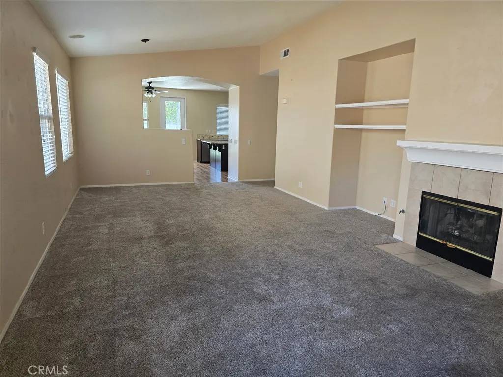 Temecula, CA 92591,41342 Pine Tree Circle