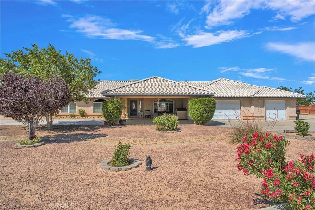 Phelan, CA 92371,7330 Smoke Tree Road