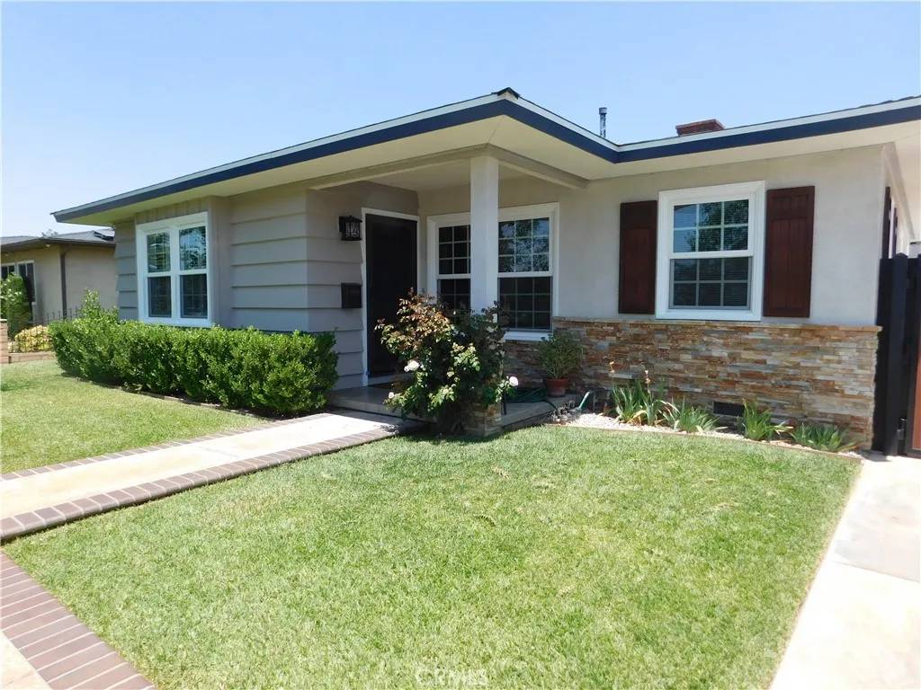 West Covina, CA 91790,620 N La Sena Avenue
