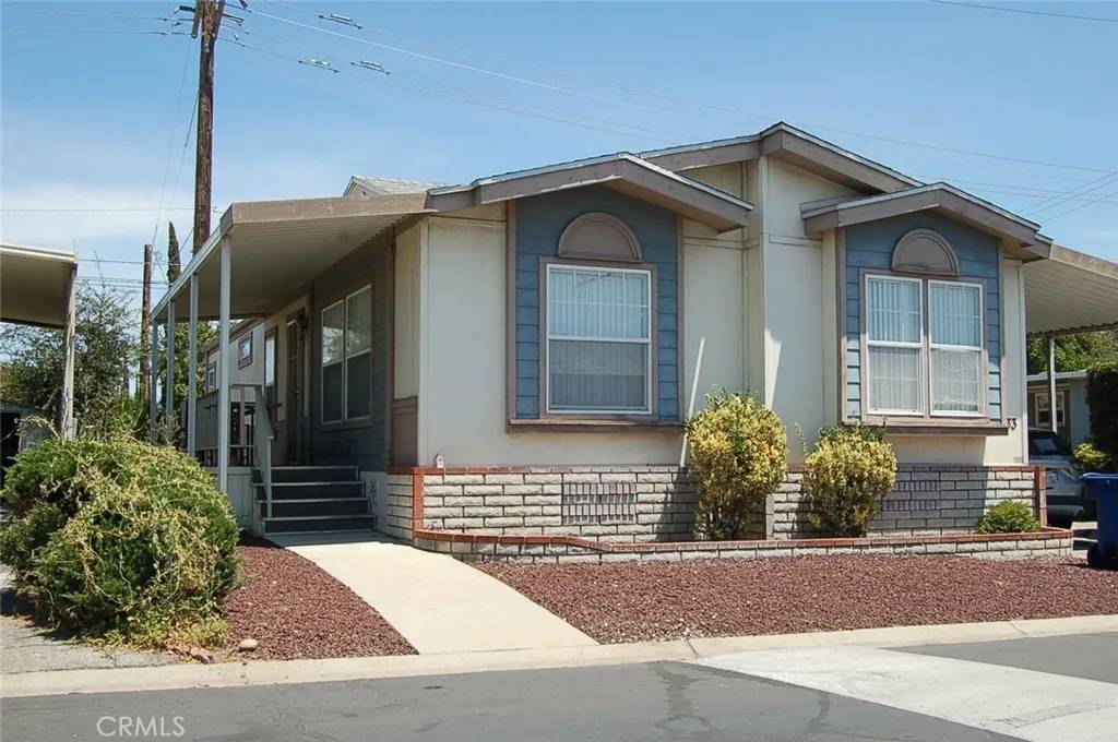Rialto, CA 92376,2744 W Rialto #33