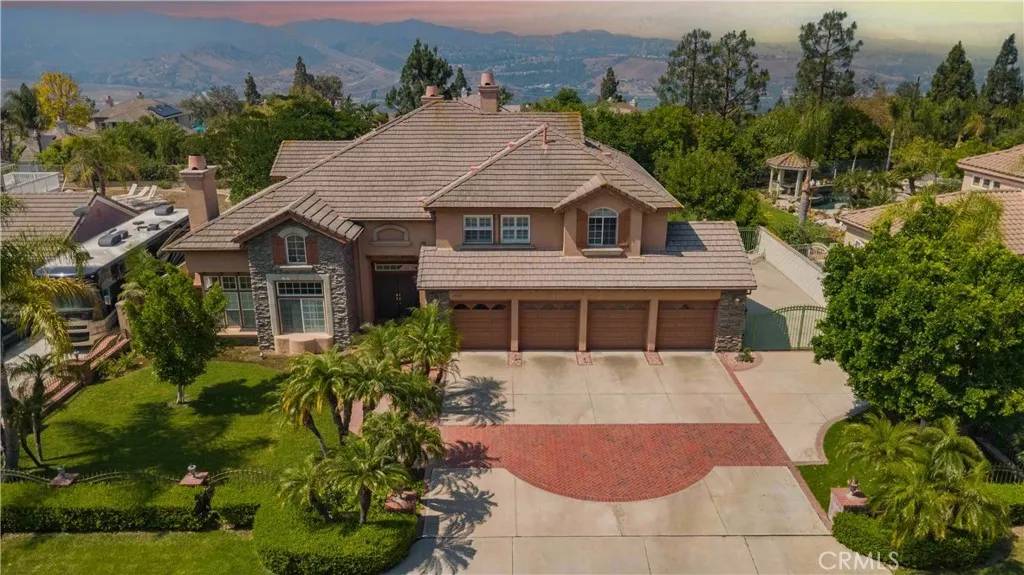 Yorba Linda, CA 92887,27860 Mount Shasta Way