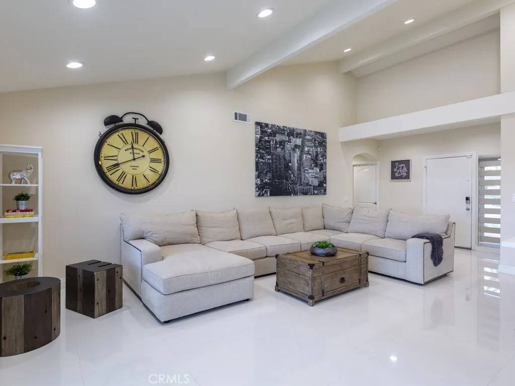 Diamond Bar, CA 91765,3305 Hawkwood Road