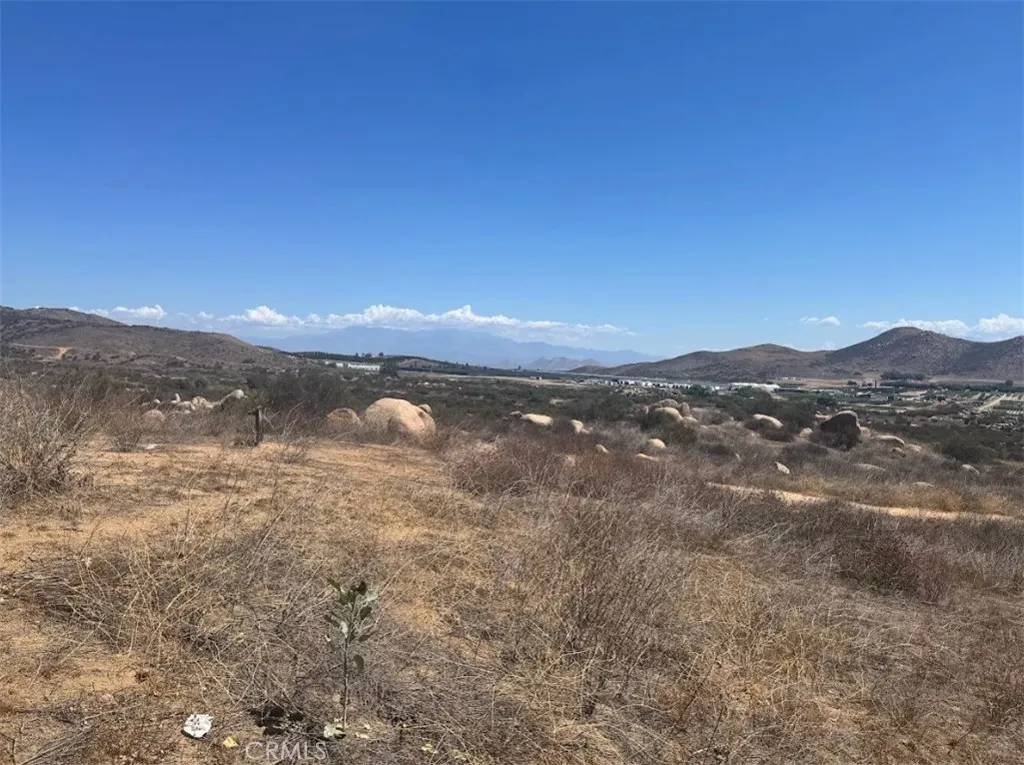 Perris, CA 92570,0 No Street Name