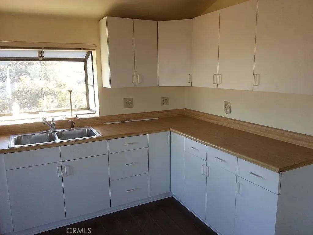 Pinon Hills, CA 92372,3451 Snow Line Dr