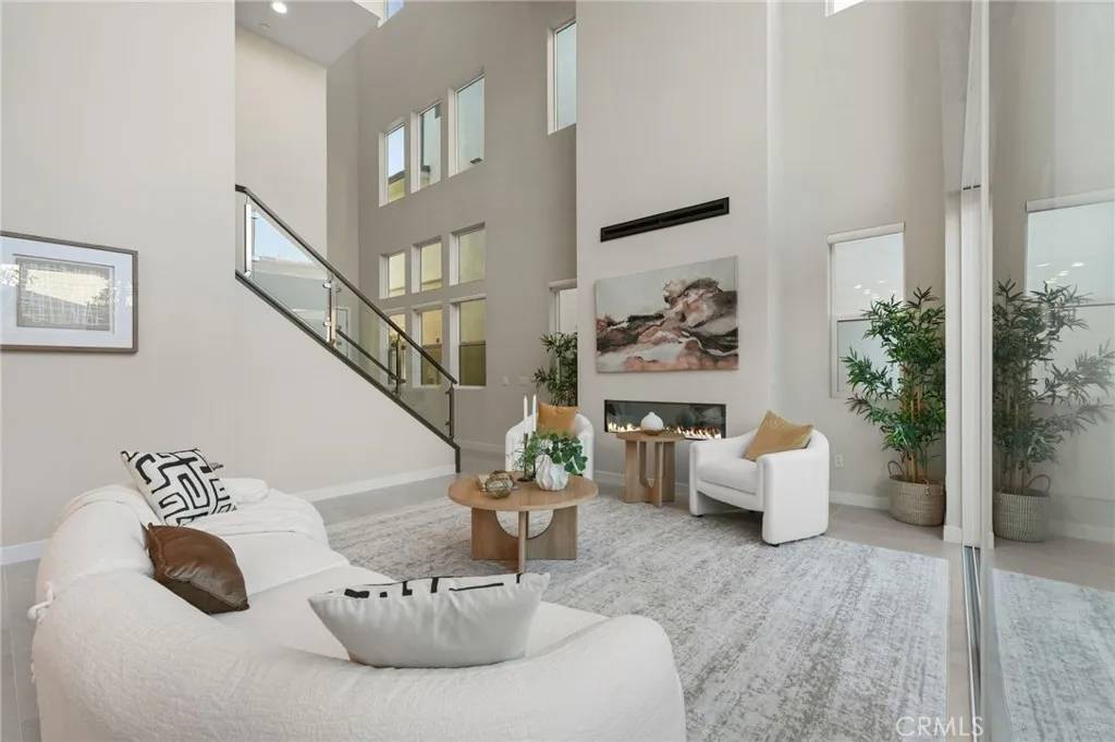 Montebello, CA 90640,1155 Poppy Court