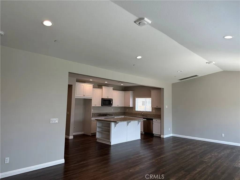 Ontario, CA 91761,2446 E Bennington