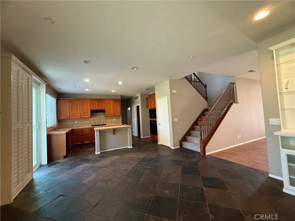 Fontana, CA 92336,16448 Los Coyotes Street