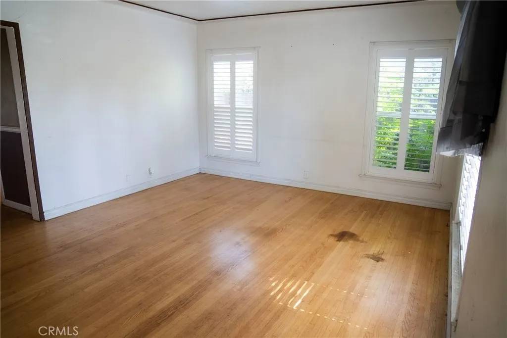 Long Beach, CA 90805,163 E Scott