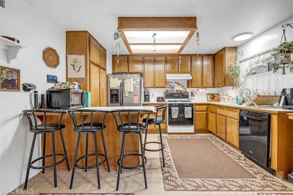 Diamond Bar, CA 91765,22603 Dry Creek