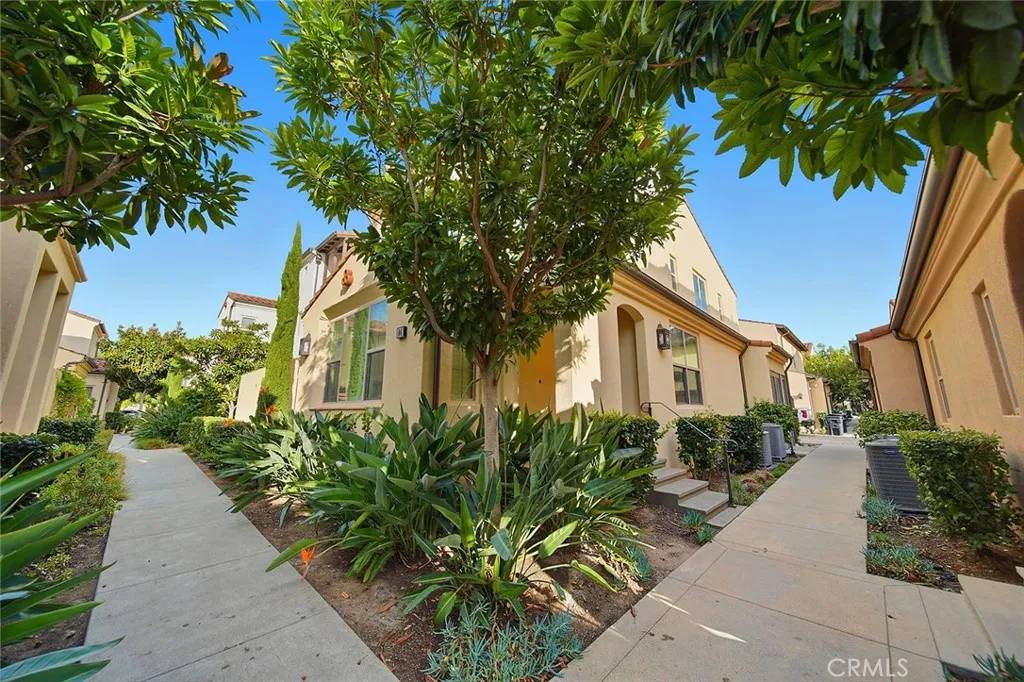 Irvine, CA 92620,96 Tallowood