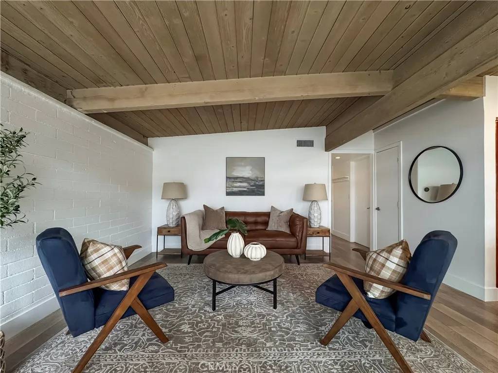 San Clemente, CA 92672,210 Del Gado