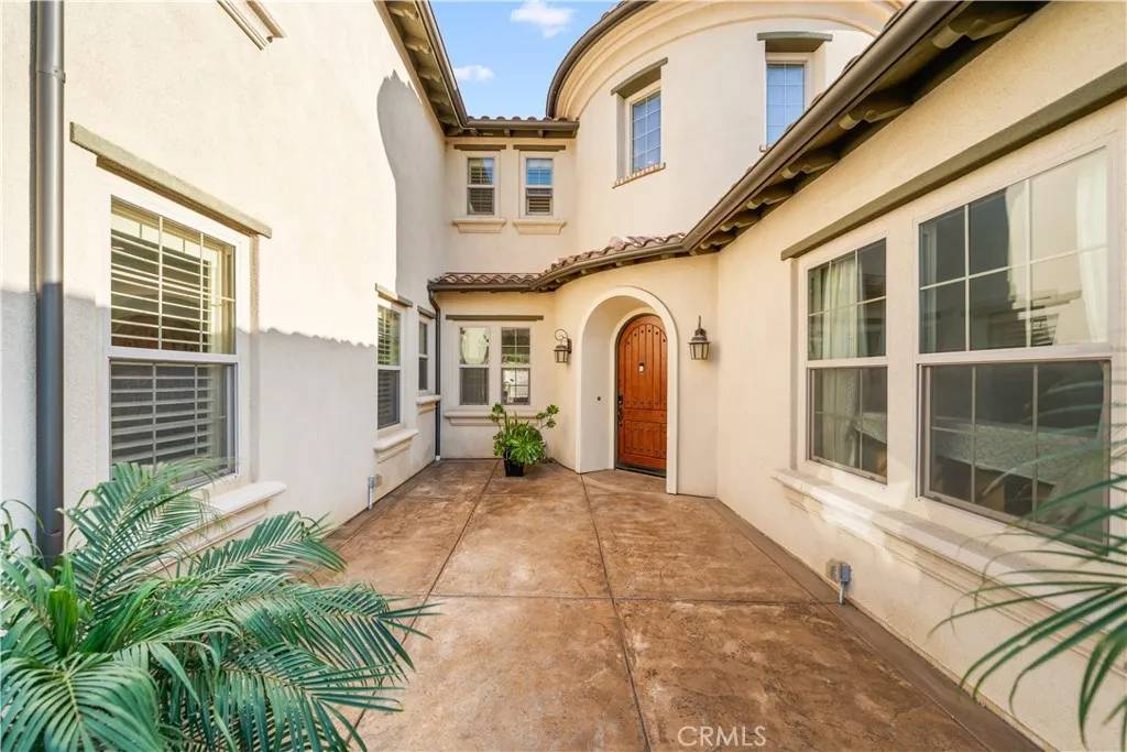 Brea, CA 92821,878 N Landa