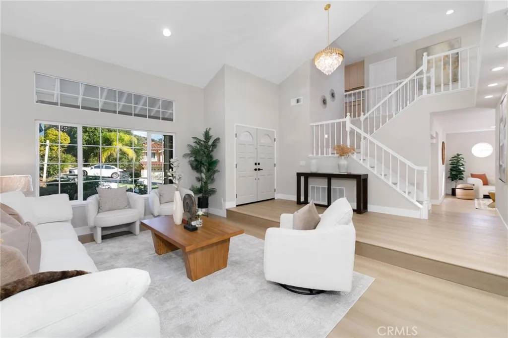 Walnut, CA 91789,1941 N Onyx