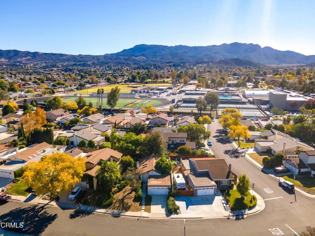 Newbury Park, CA 91320,3626 Spanish Gate Drive