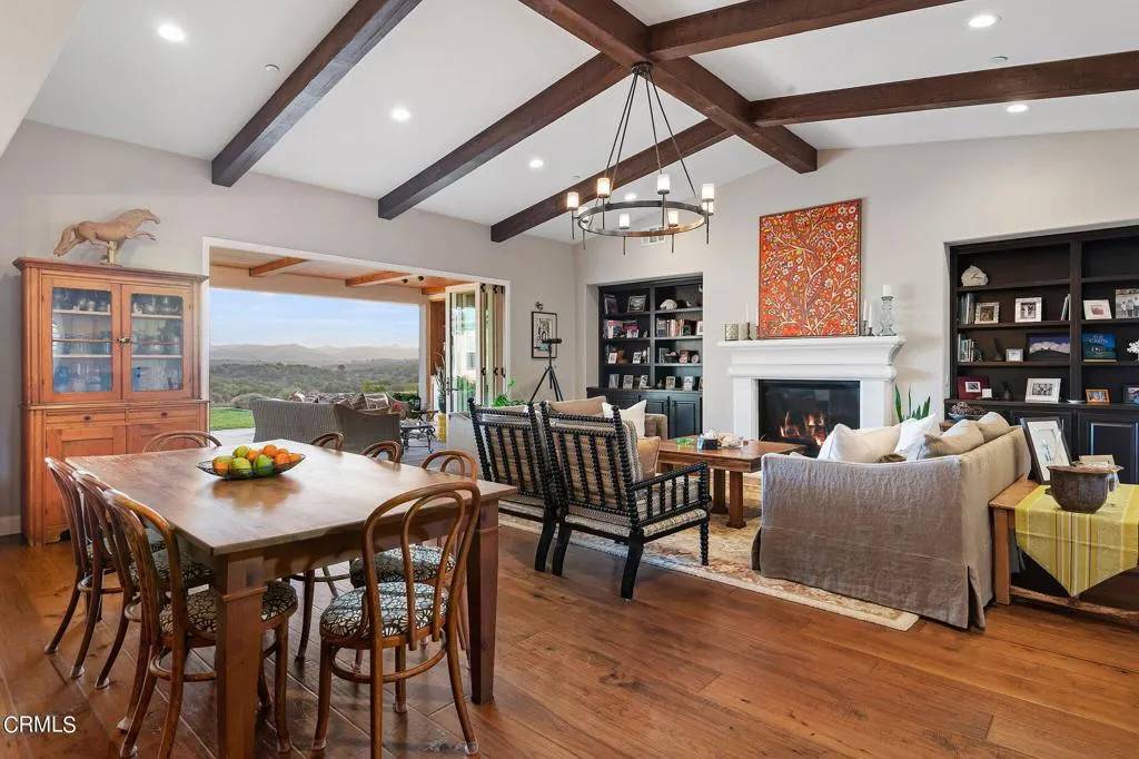 Lompoc, CA 93436,372 Falcon Crest Drive