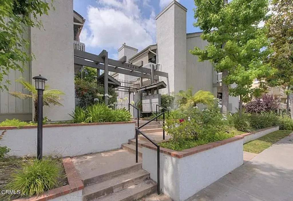 Sherman Oaks, CA 91423,14348 Riverside Drive #13