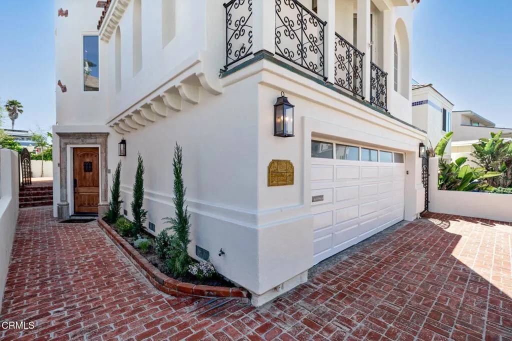 Ventura, CA 93001,1216 Kingston Lane