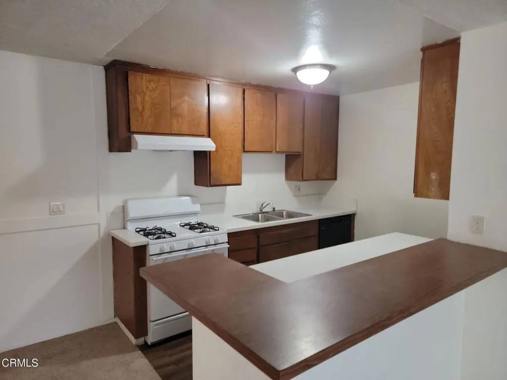 Port Hueneme, CA 93041,207 W Channel Islands Boulevard #207