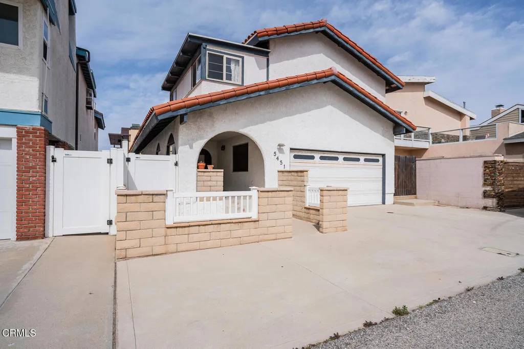 Oxnard, CA 93035,5451 Reef Way