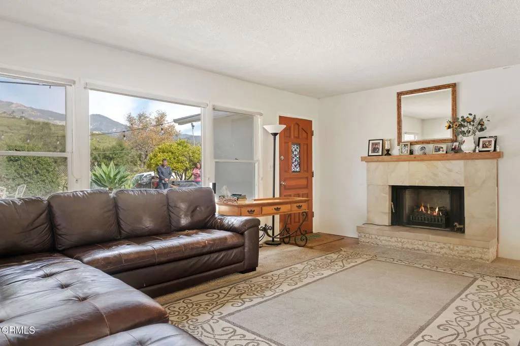 Goleta, CA 93117,10800 Calle Real
