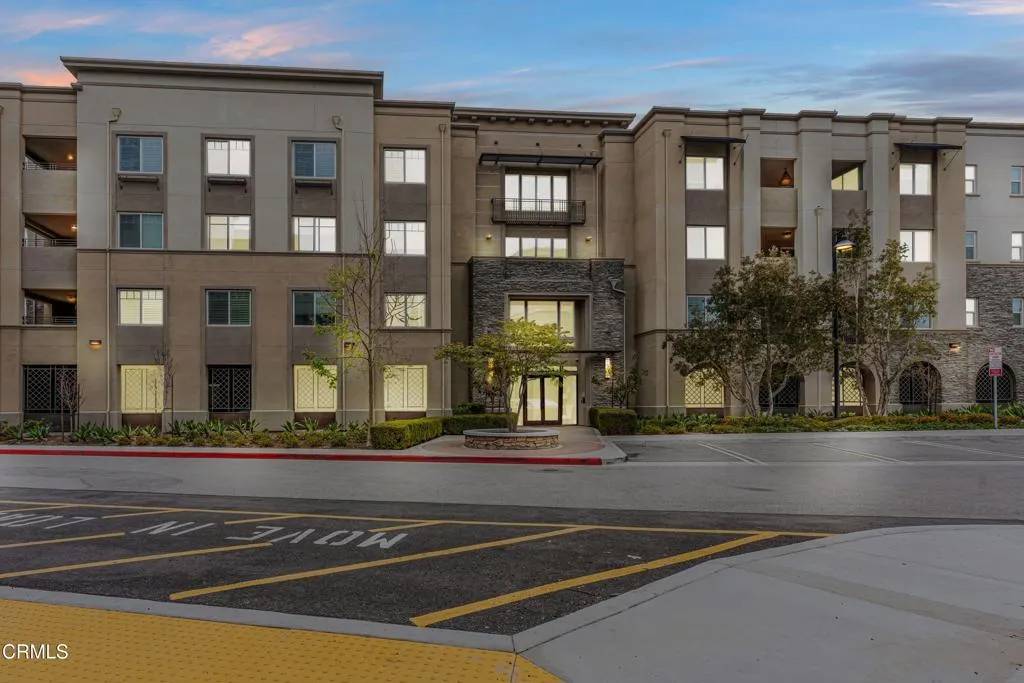 Oxnard, CA 93036,2810 Wagon Wheel Road #402