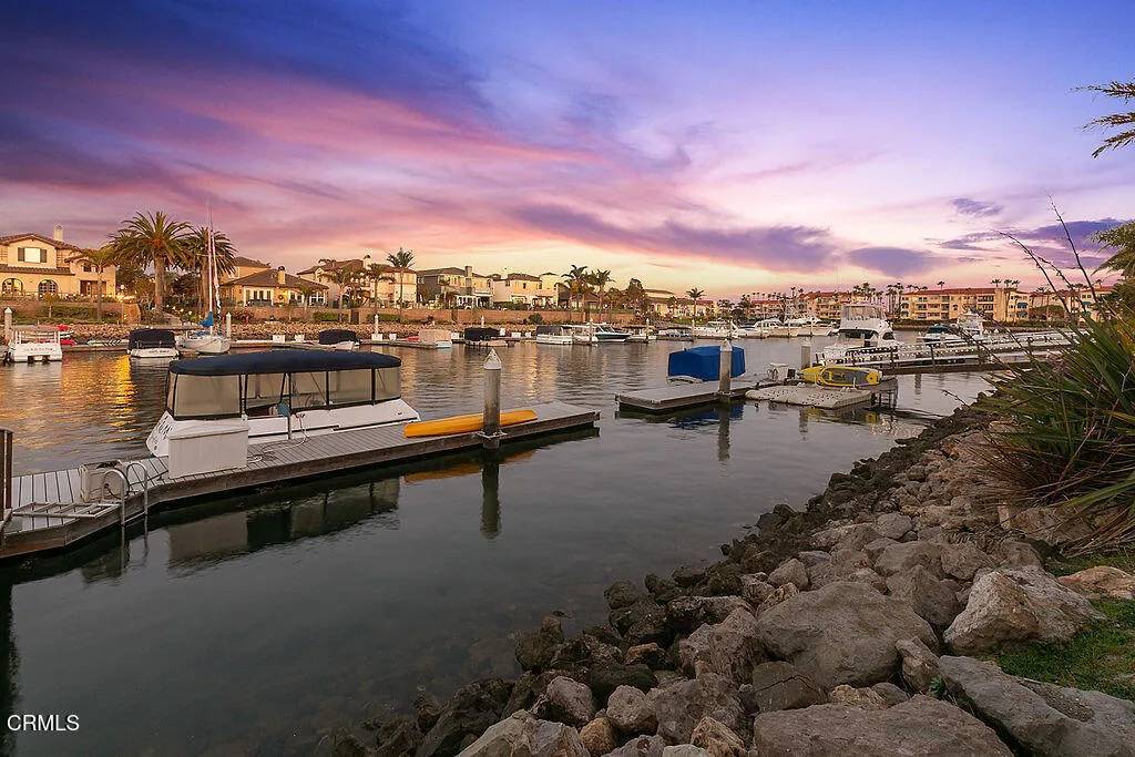 Oxnard, CA 93035,1464 Twin Tides Place